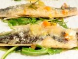 Vídeo receta: sardinas en escabeche con ensalada de apionabo y rúcula