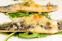 Vídeo receta: sardinas en escabeche con ensalada de apionabo y rúcula