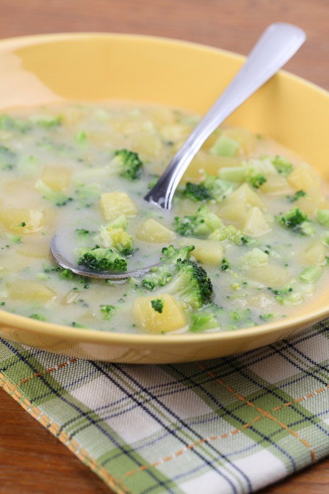 Sopa de brócoli con patatas