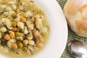 Sopa de garbanzos con verdura