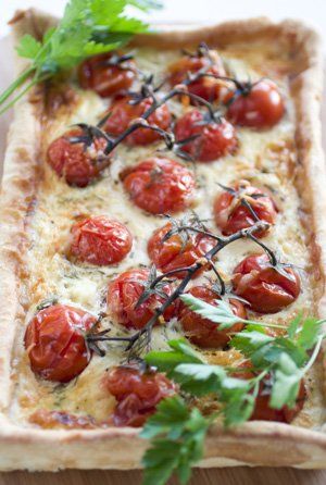 Quiché gorgonzola y tomates a las hierbas