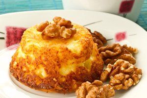 Bizcocho de queso con nueces