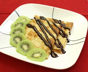 Crepes con kiwi y chocolate