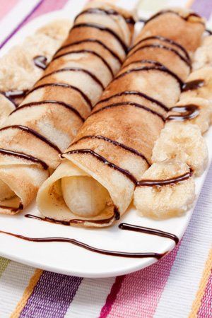 Crepes relleno de plátano y chocolate